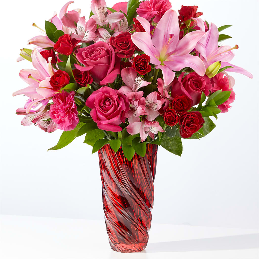 In Love Bouquet with Luxe Swirl Vase – Great Bend Floral, Great Bend KS