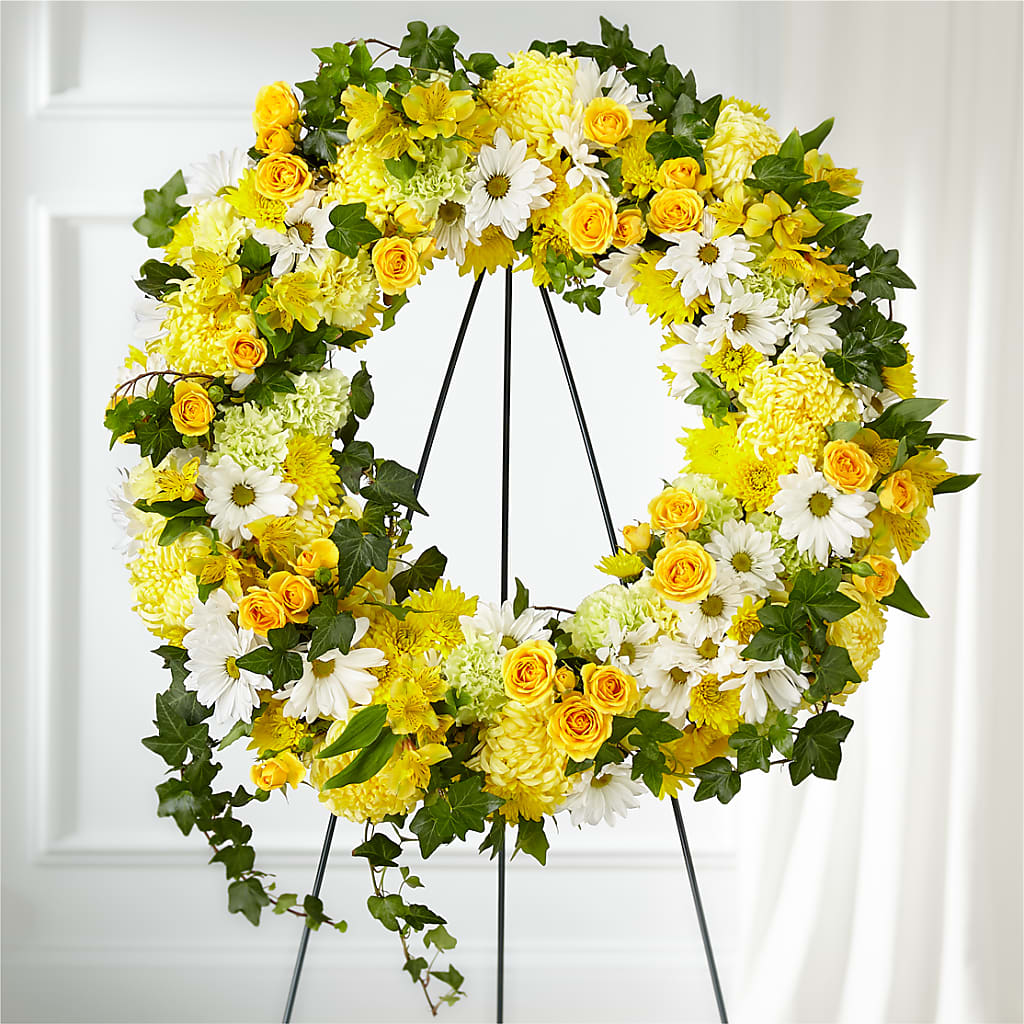 Golden Remembrance Wreath – Great Bend Floral, Great Bend KS