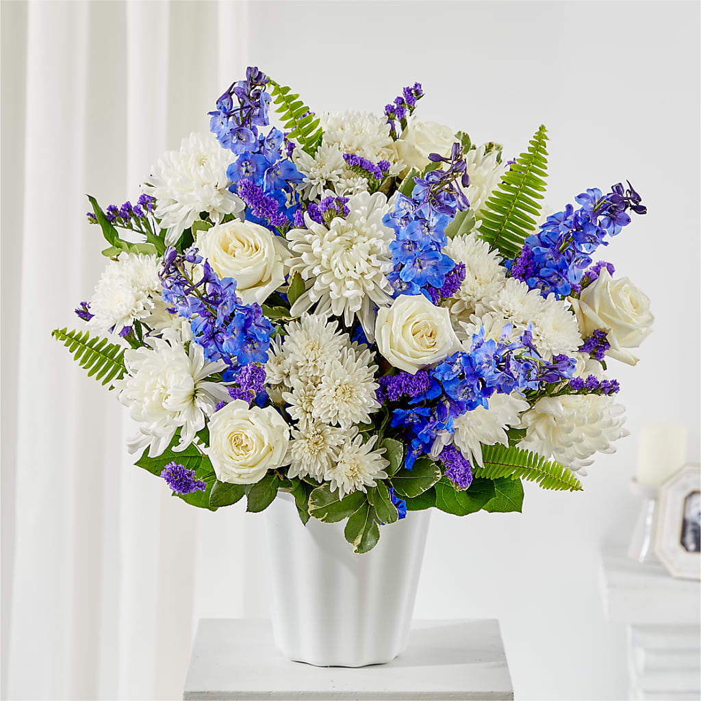 Hold Dear Tabletop Basket – Great Bend Floral, Great Bend KS