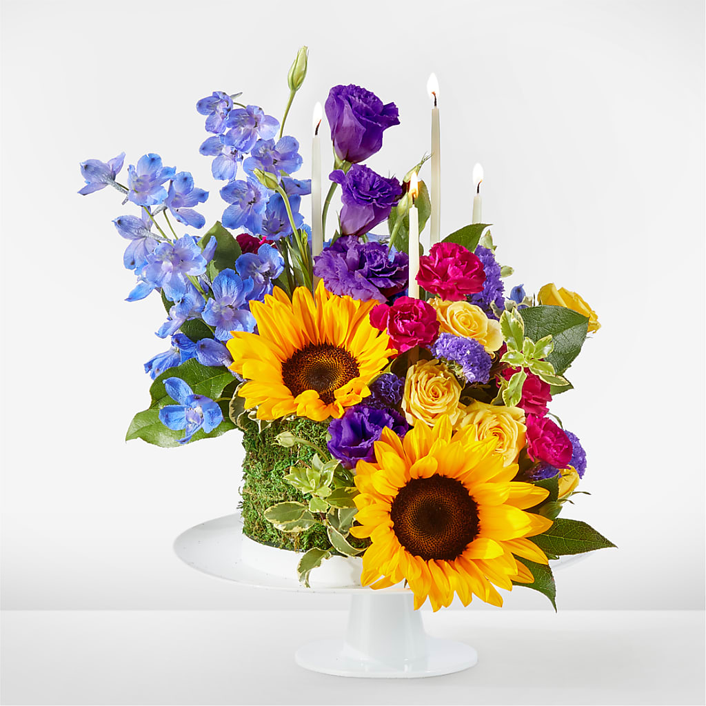 Star of the Day Floral Cake – Great Bend Floral, Great Bend KS