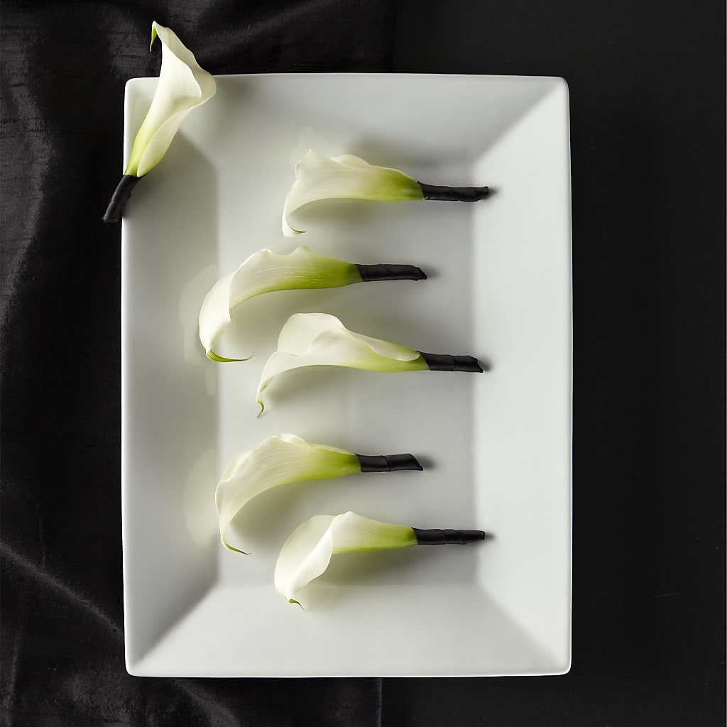 Calla Lily Promise Boutonniere – Great Bend Floral, Great Bend KS