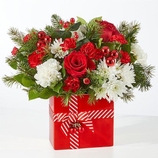 Presents Under the Tree Bouquet –  Great Bend Floral, Great Bend KS