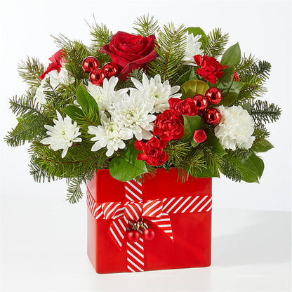 Presents Under the Tree Bouquet –  Great Bend Floral, Great Bend KS
