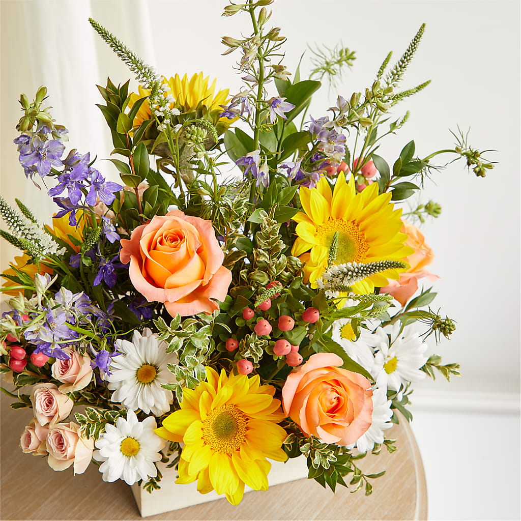 The Good Life Bouquet –  Great Bend Floral, Great Bend KS