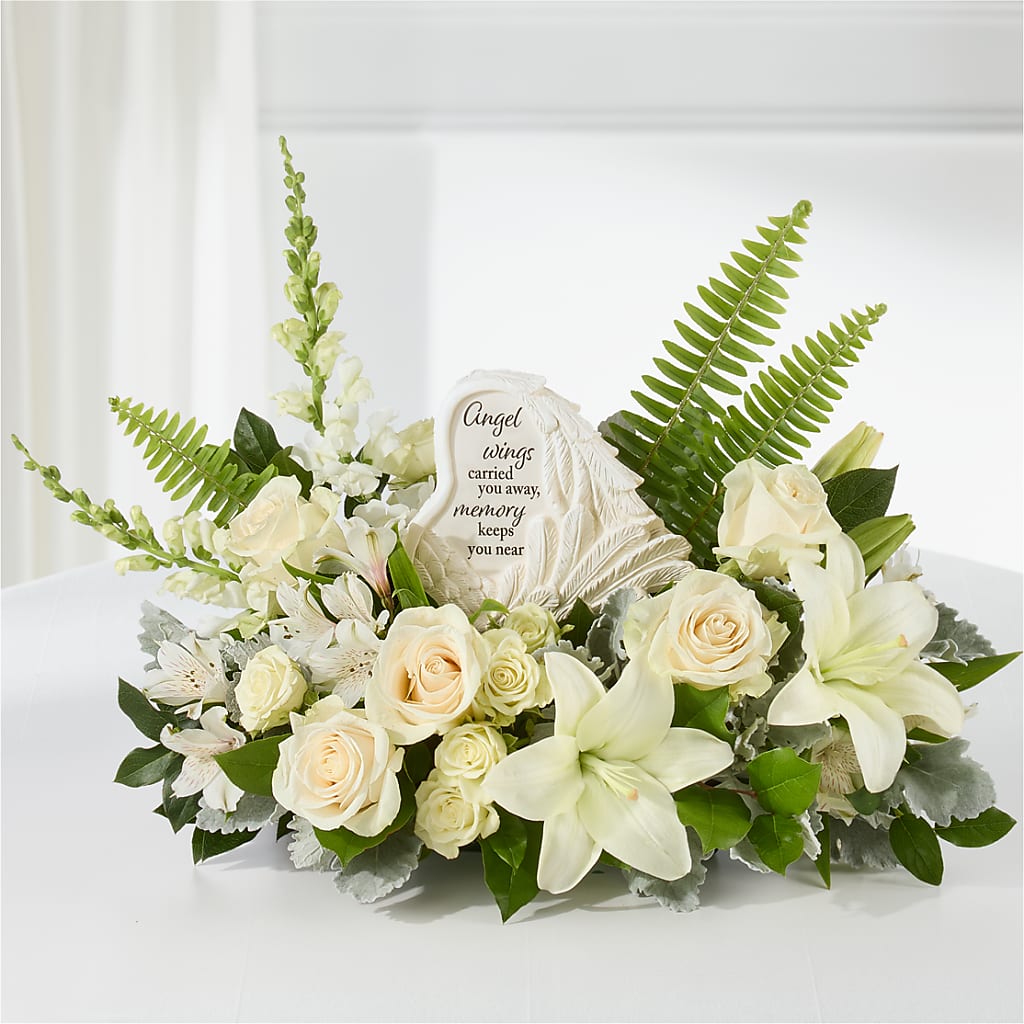 Holding You Close Arrangement –  Great Bend Floral, Great Bend KS