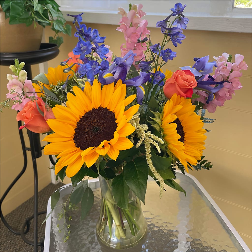 Rays of Life Bouquet –  Great Bend Floral, Great Bend KS