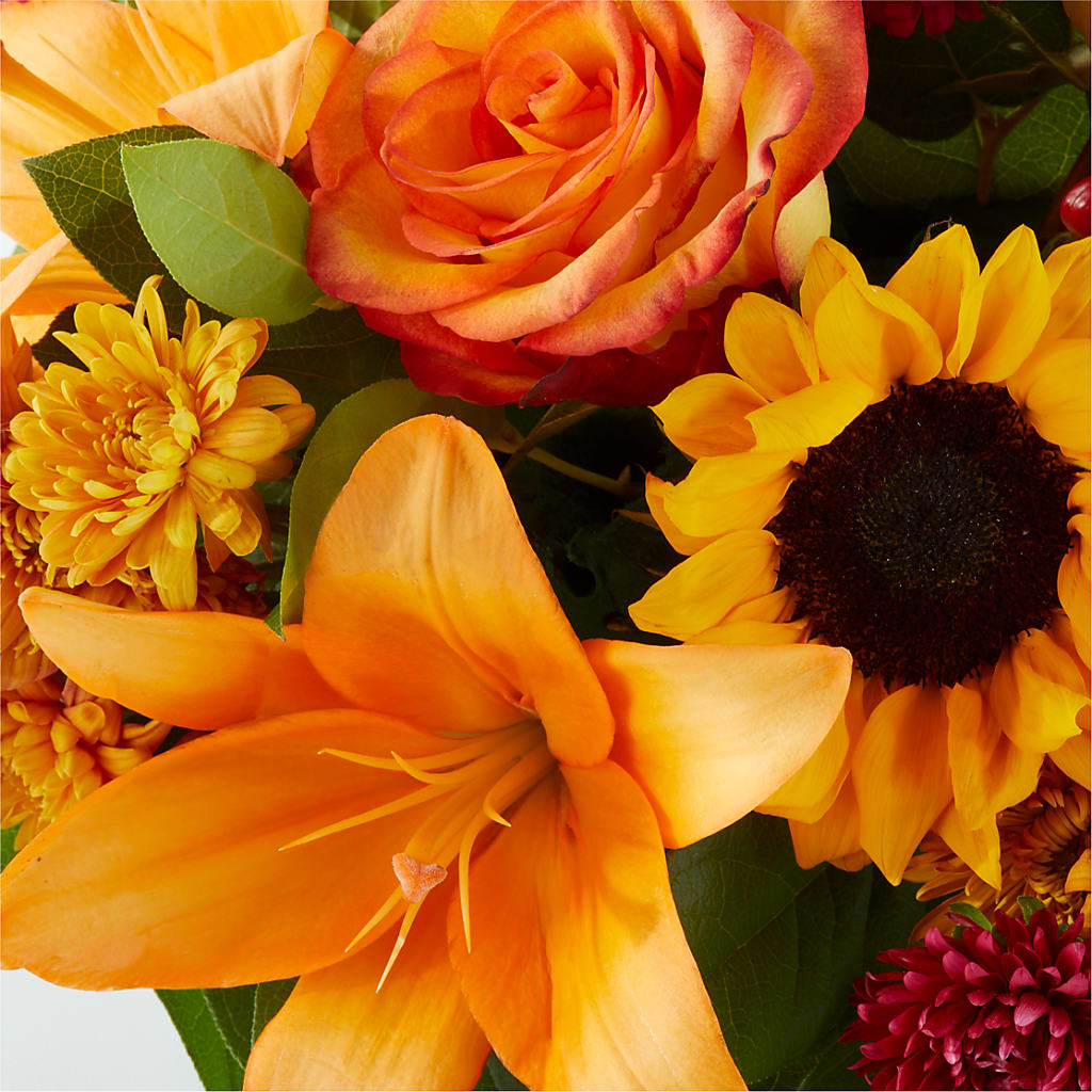 Grateful Centerpiece –  Great Bend Floral, Great Bend KS