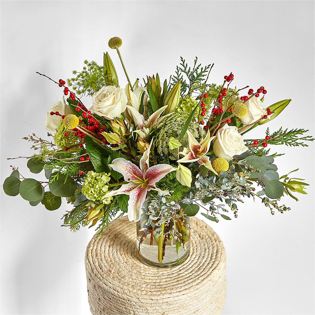Berry & Bright Bouquet –  Great Bend Floral, Great Bend KS