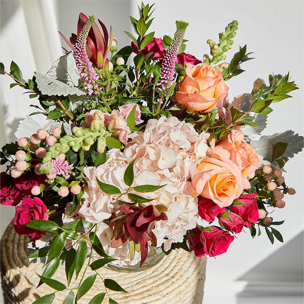 Glitz & Glam Bouquet –  Great Bend Floral, Great Bend KS