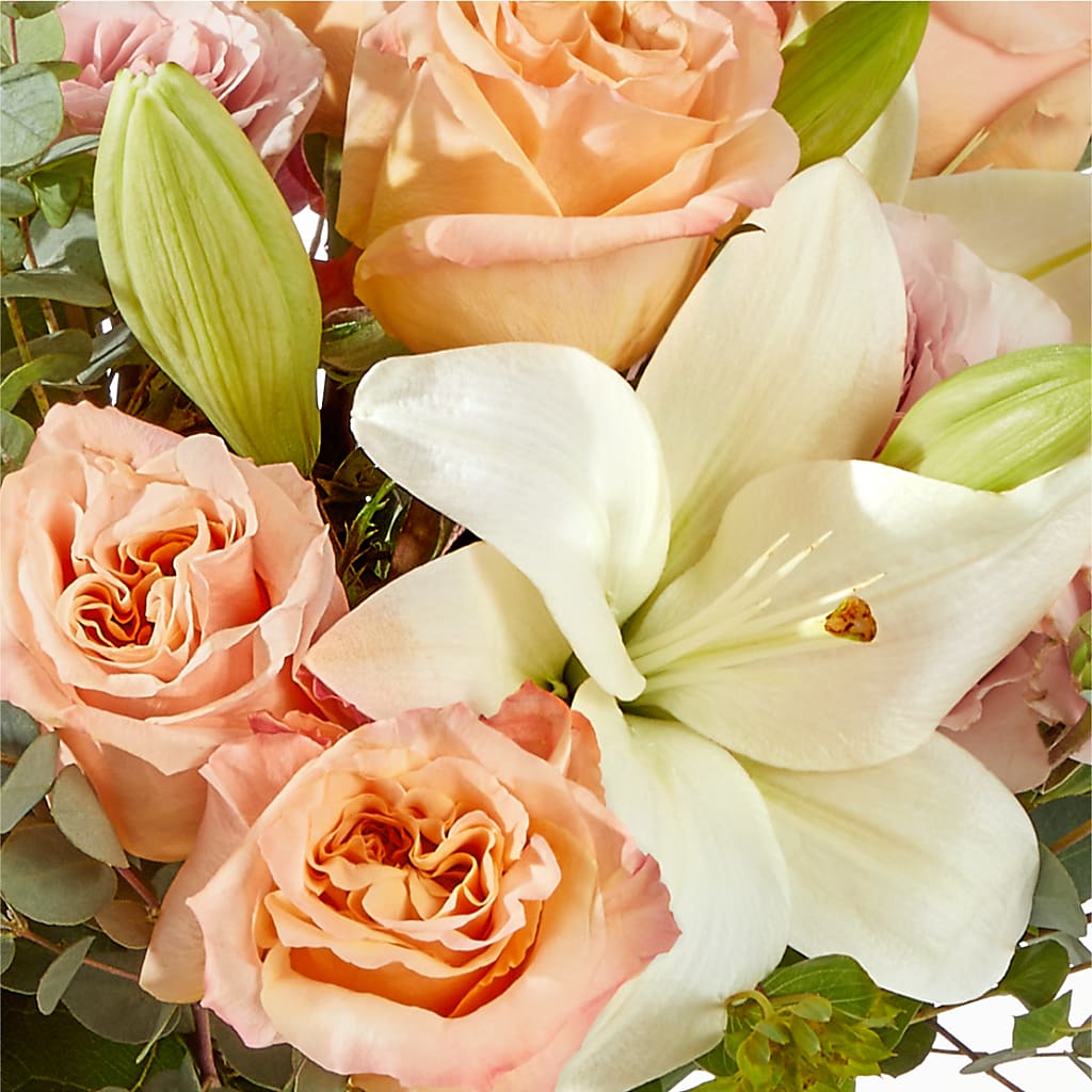 Grapefruit Splash Bouquet –  Great Bend Floral, Great Bend KS
